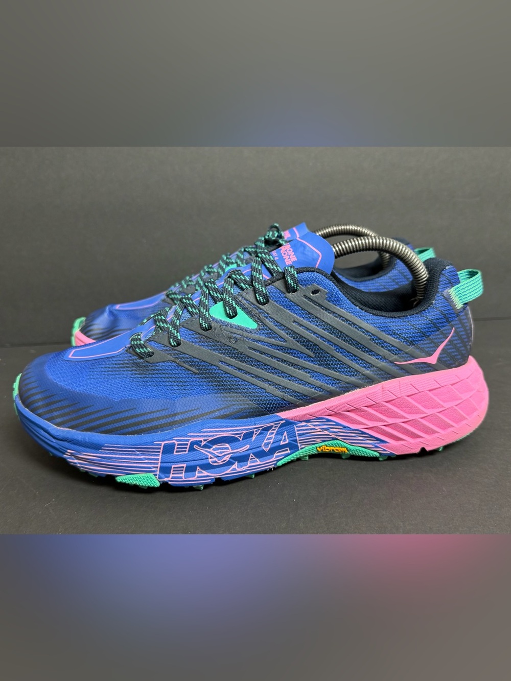 Hoka One One  Speedgoat 4 Vibram Women's Trail Running Sneaker Shoes Size 10.5